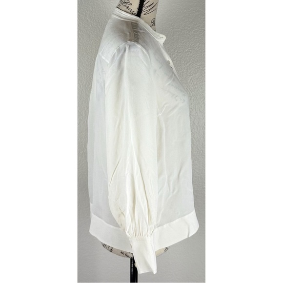 Everlanr Women's Ivory 100% Silk Button Down Blouse, size 0 - Picture 3 of 8